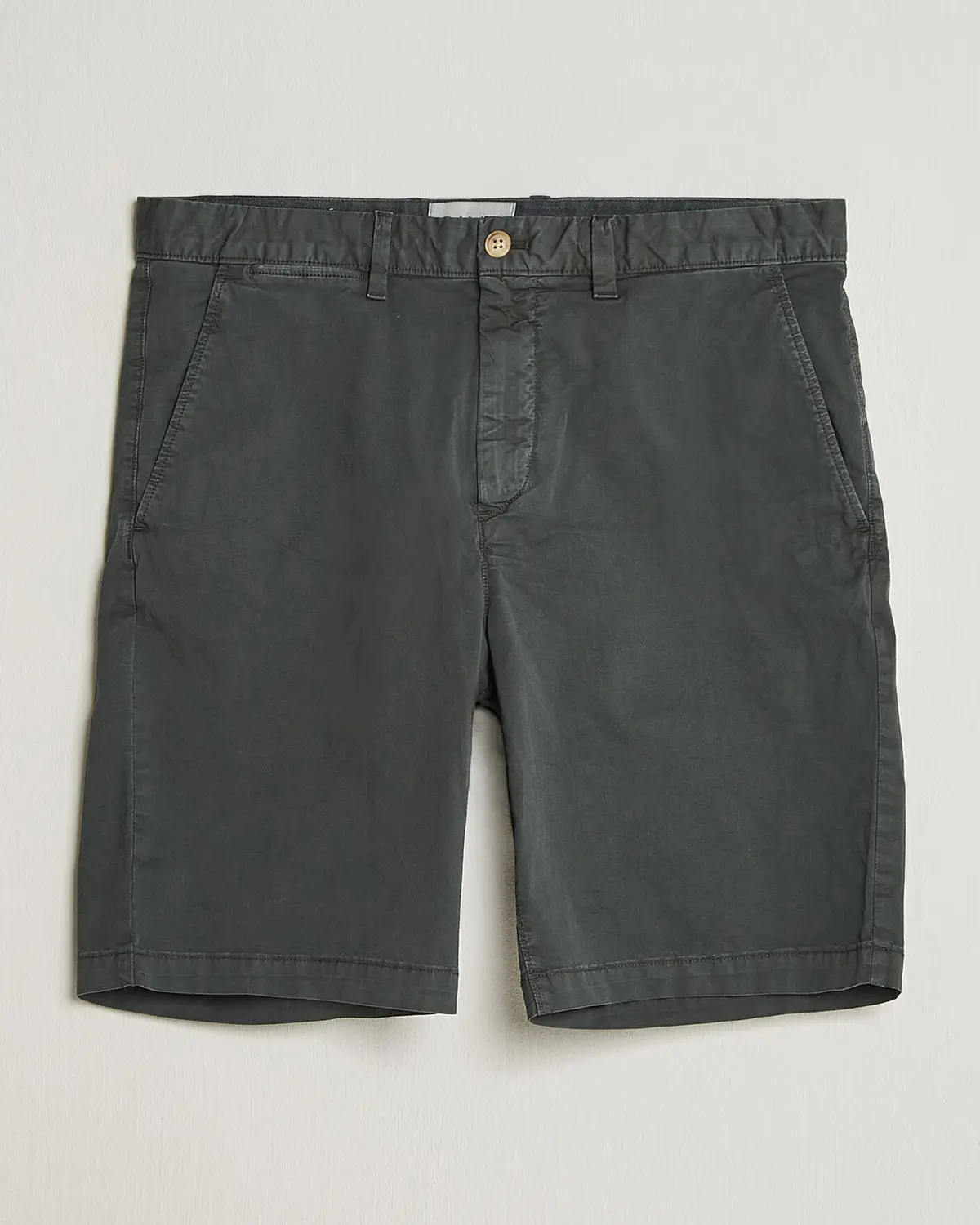GANT Regular Sunfaded Shorts Washed Out Black