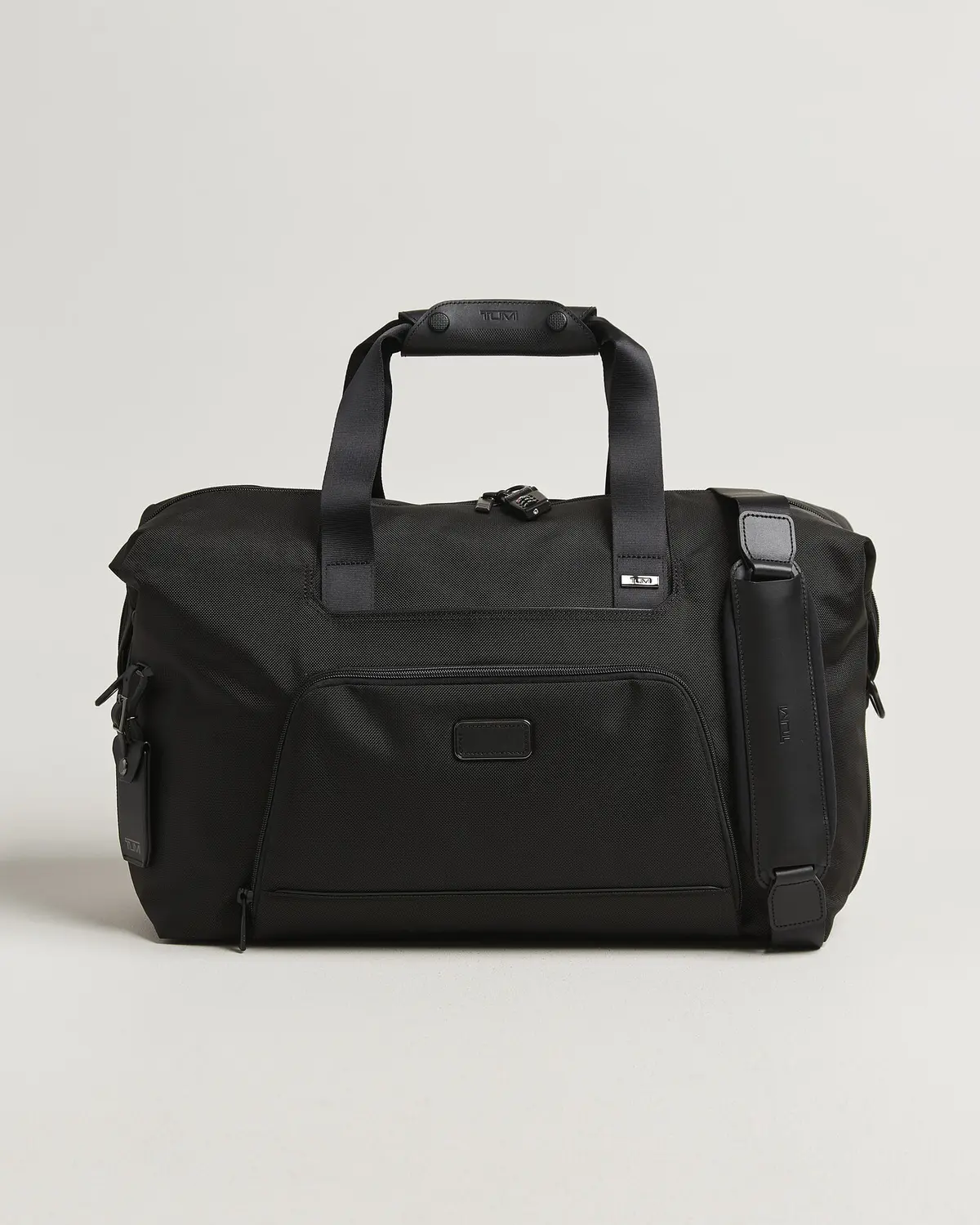 TUMI Alpha 4 Double Expansion Duffle Bag Black