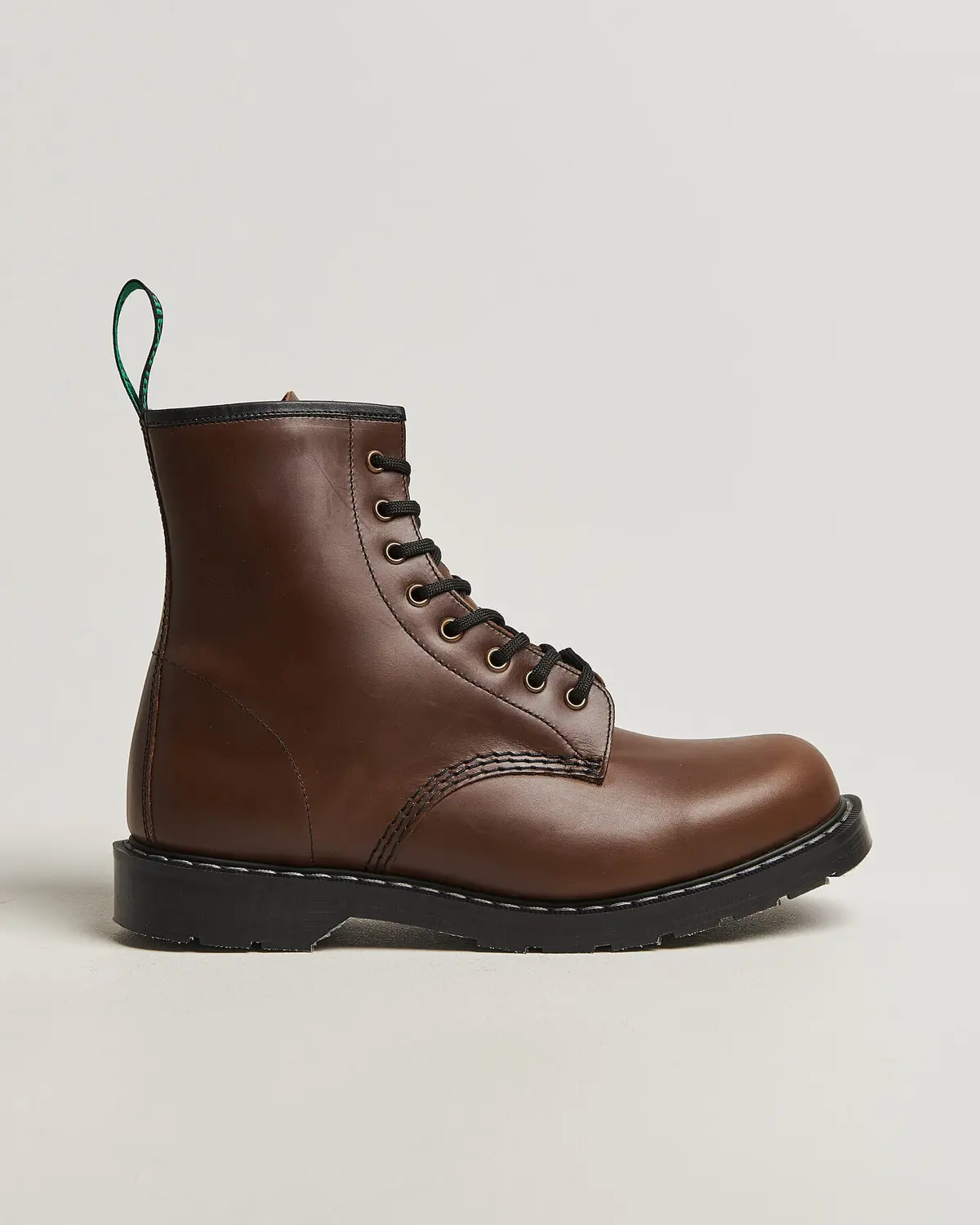 Solovair 8 Eye Derby Boot Gaucho