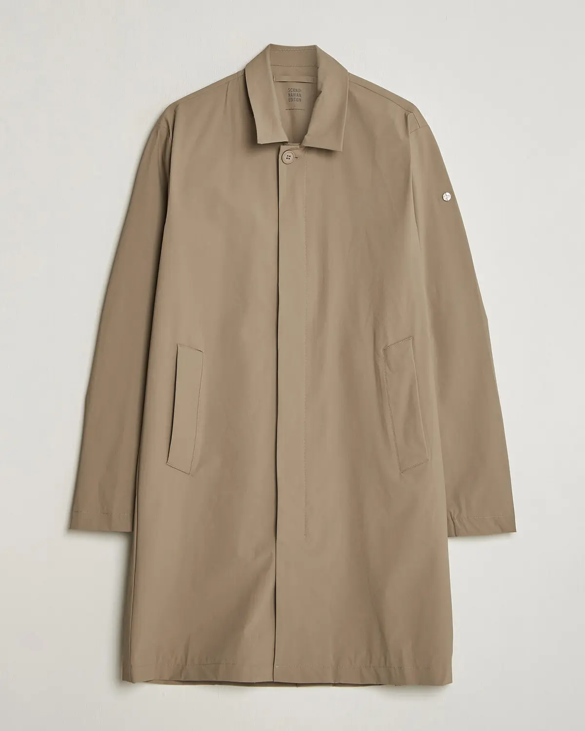 Scandinavian Edition Ascend II Lightweight Coat Sand