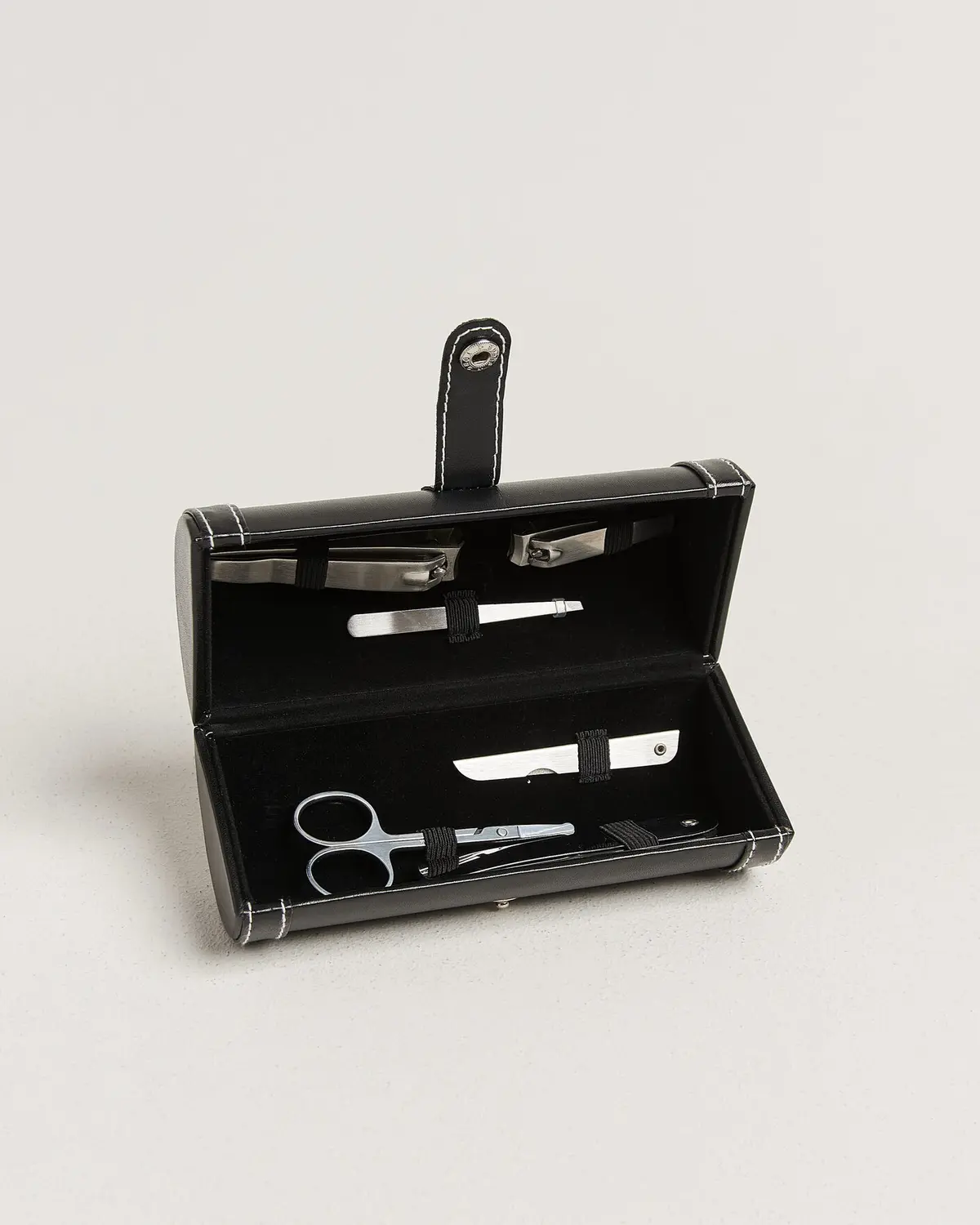 Authentic Models Grooming Kit