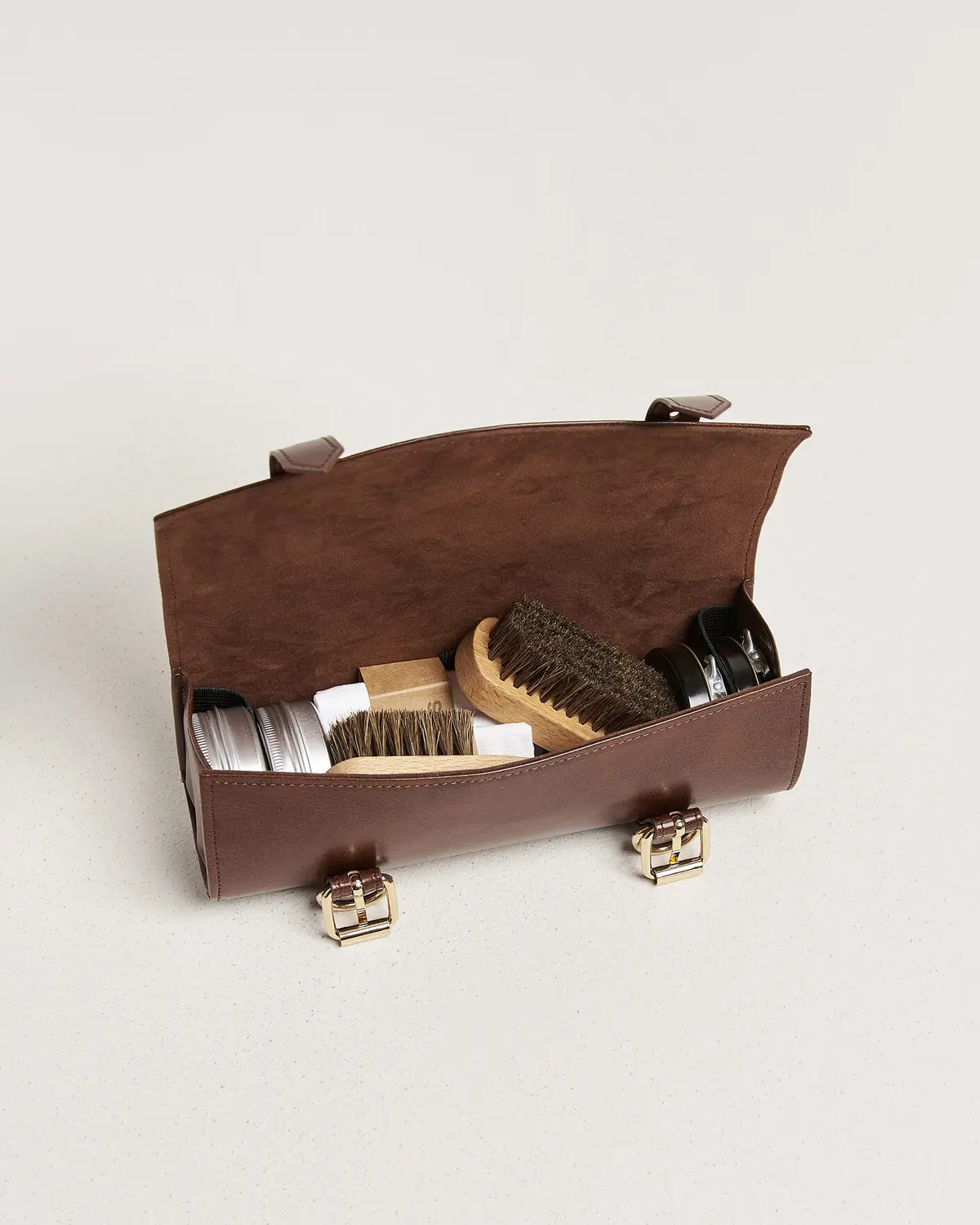 Authentic Models Shoe Polishing Kit 