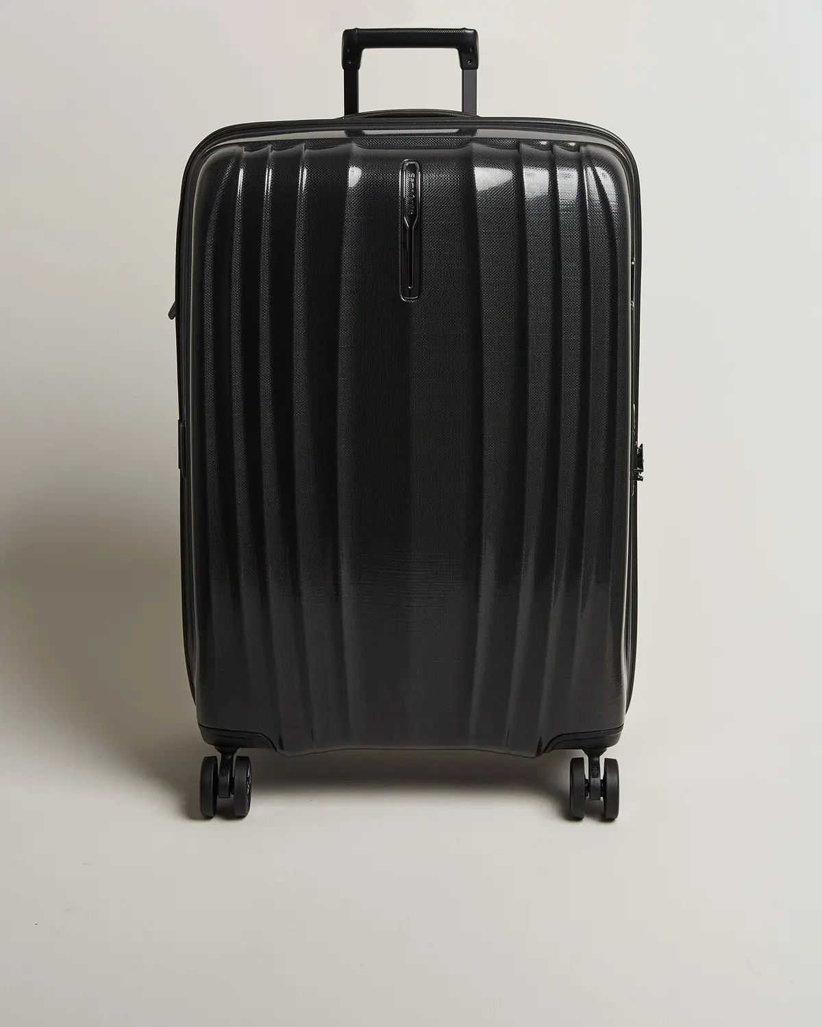 Samsonite Nexis Spinner Check-In Onyx Black