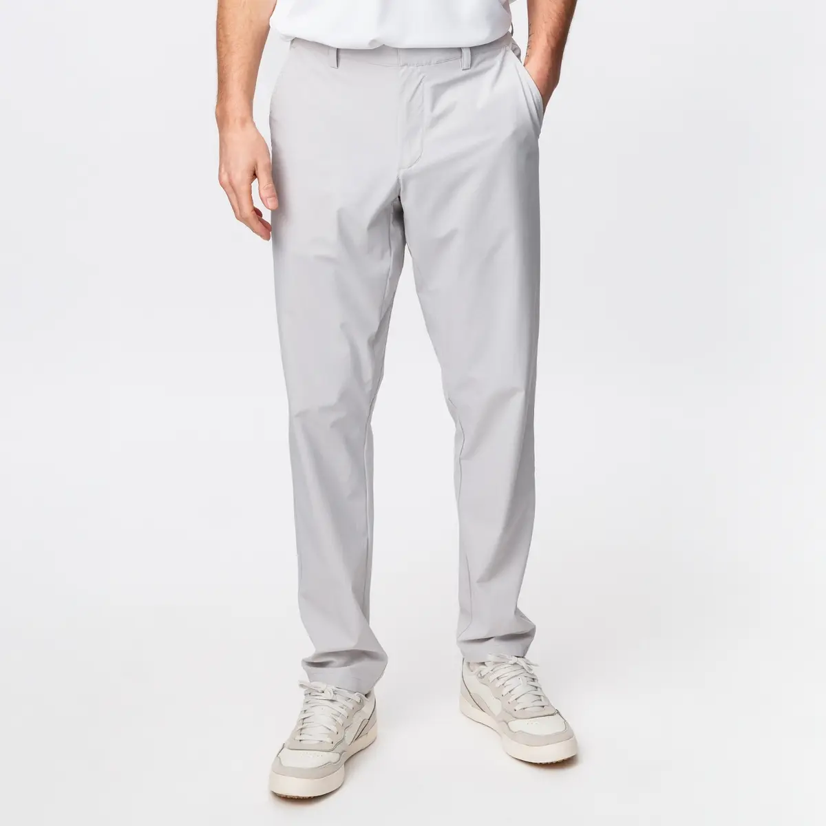 Tapered Lightweight Tech Pants Hvit