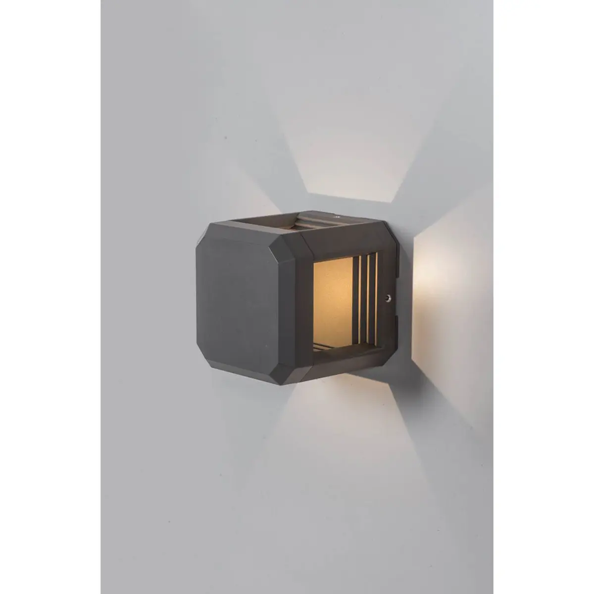 Airam Flen LED IP44 aluminium