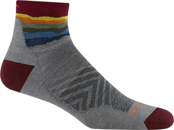 Darn Tough Men's Run Quarter Ultra-Lightweight with Cushion Skyracer Gray