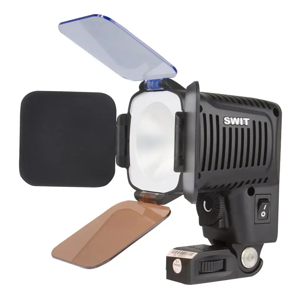 SWIT S-2041 On Camera LED-Lampe