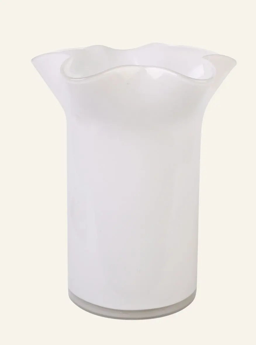 Scallop vase lys grå