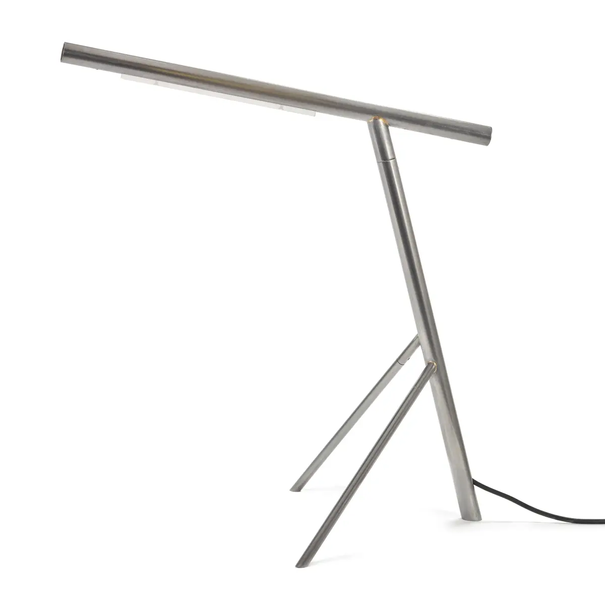 Mattia bordlampe, Steel-brass