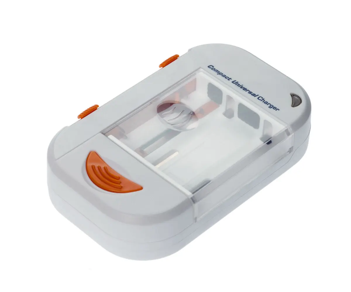Universallader for kamera- og mobilbatteri