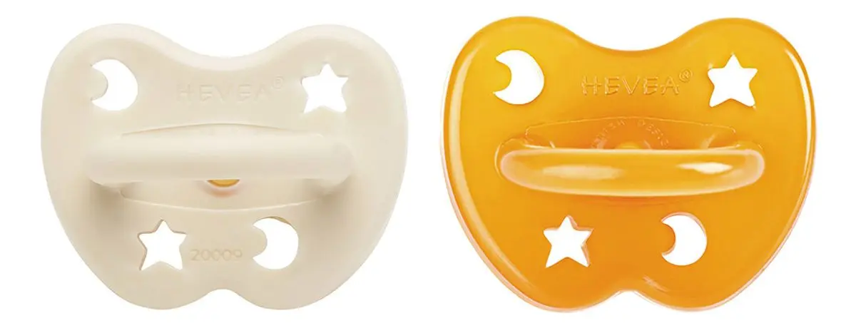 Hevea Orthodontic Teat 3-36 Months - Milky White & Natural - 2 stk.