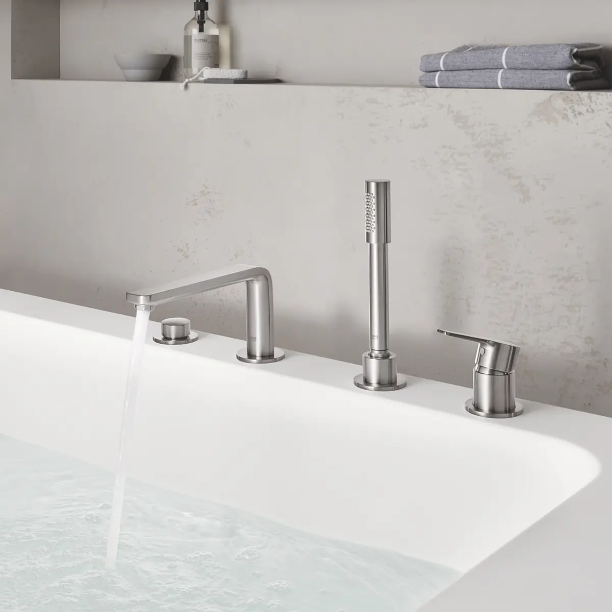 GROHE LINEARE 4-HULLS BADEKARBATTERI BØRSTET SUPERSTEEL