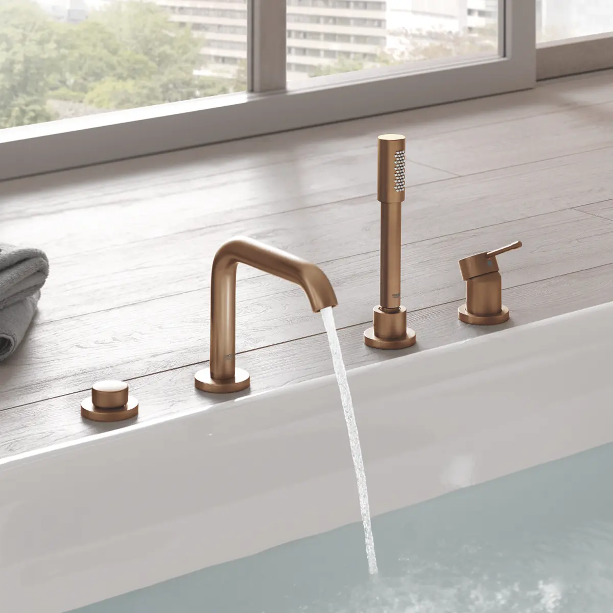 GROHE ESSENCE 4-HULLS KAR- OG DUSJKOMBINASJON BØRSTET WARM SUNSET