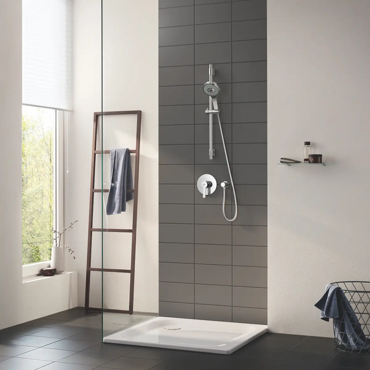 GROHE LINEARE DUSJBATTERI FOR INNBYGGING KROM