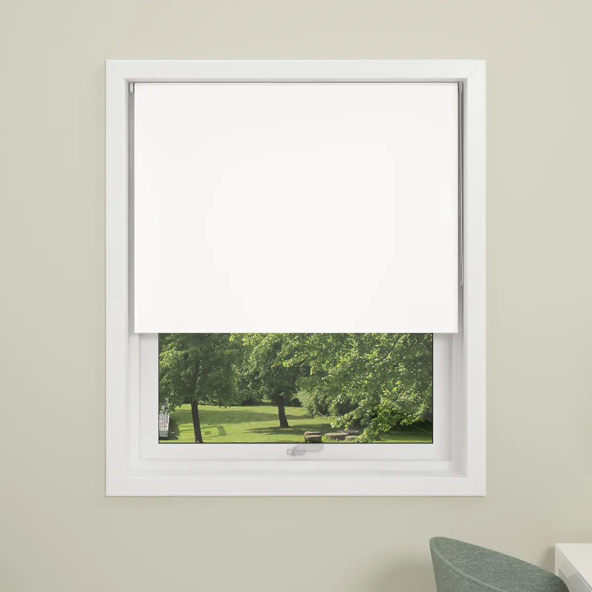 DEBEL RULLEGARDIN UNI-BO LYSTETT HVIT 130X175