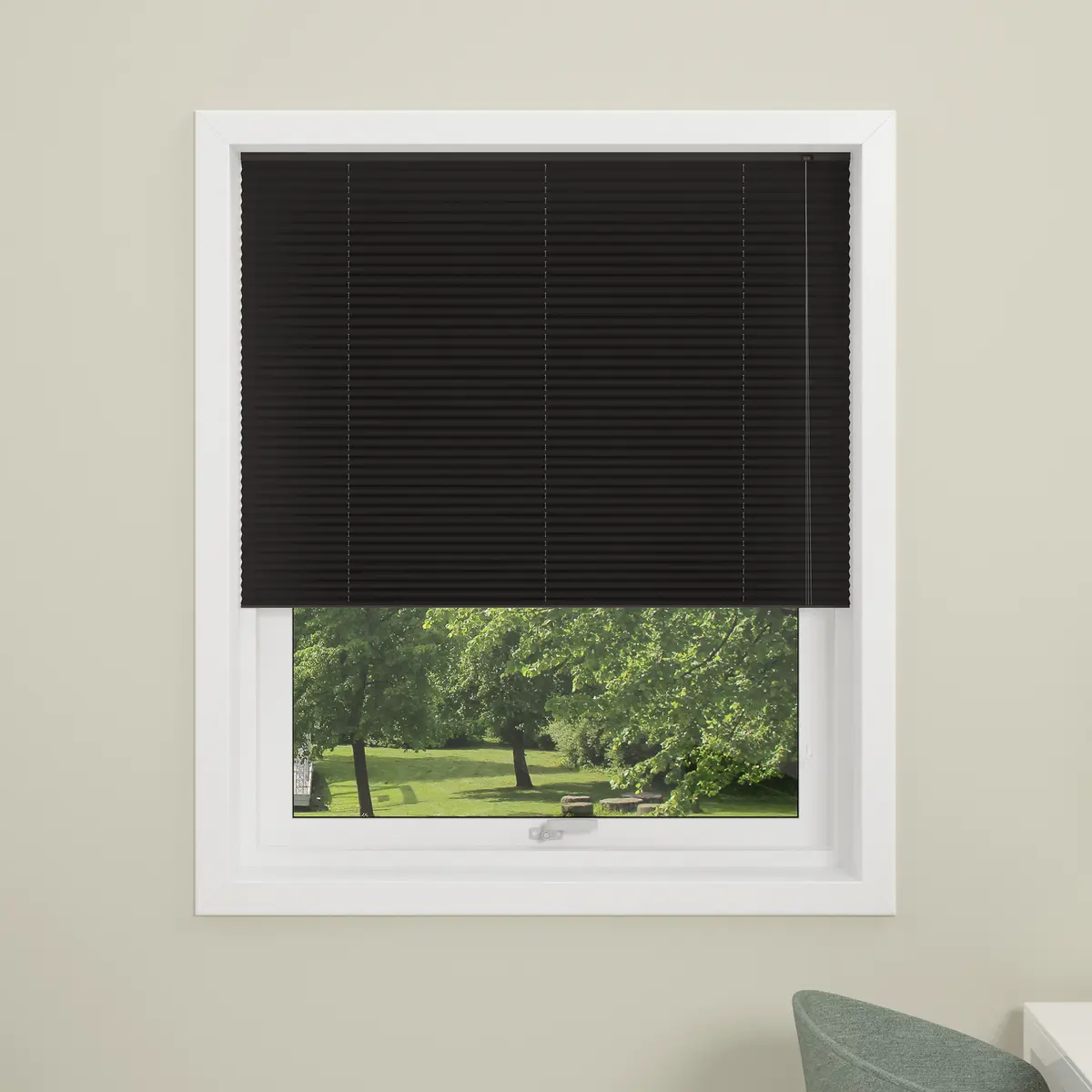 DEBEL PLISSÉGARDIN LONDON LYSDEMPENDE SORT 80X130