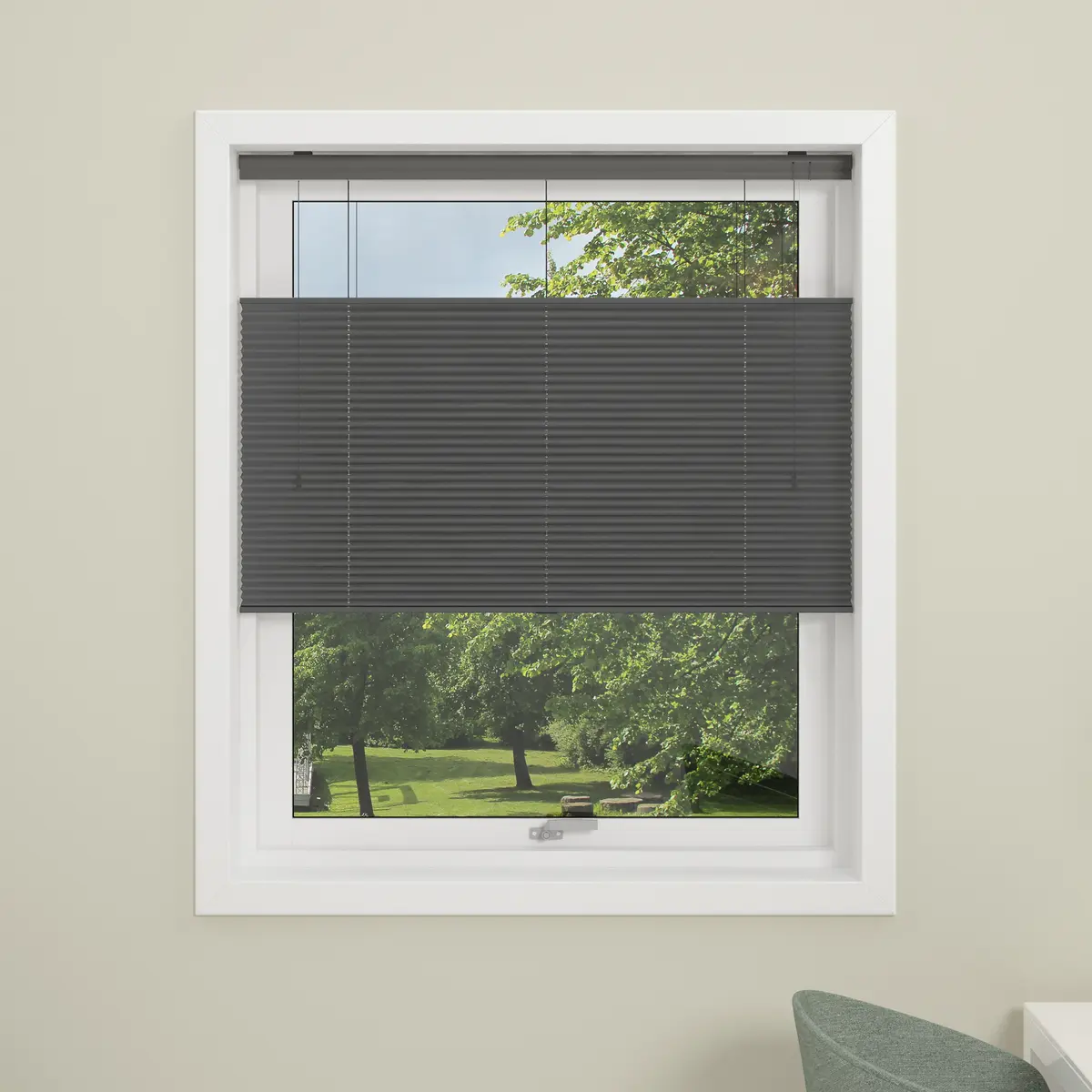 DEBEL PLISSÉGARDIN TOUCH SPLIT LYSDEMPENDE GRÅ 120X160
