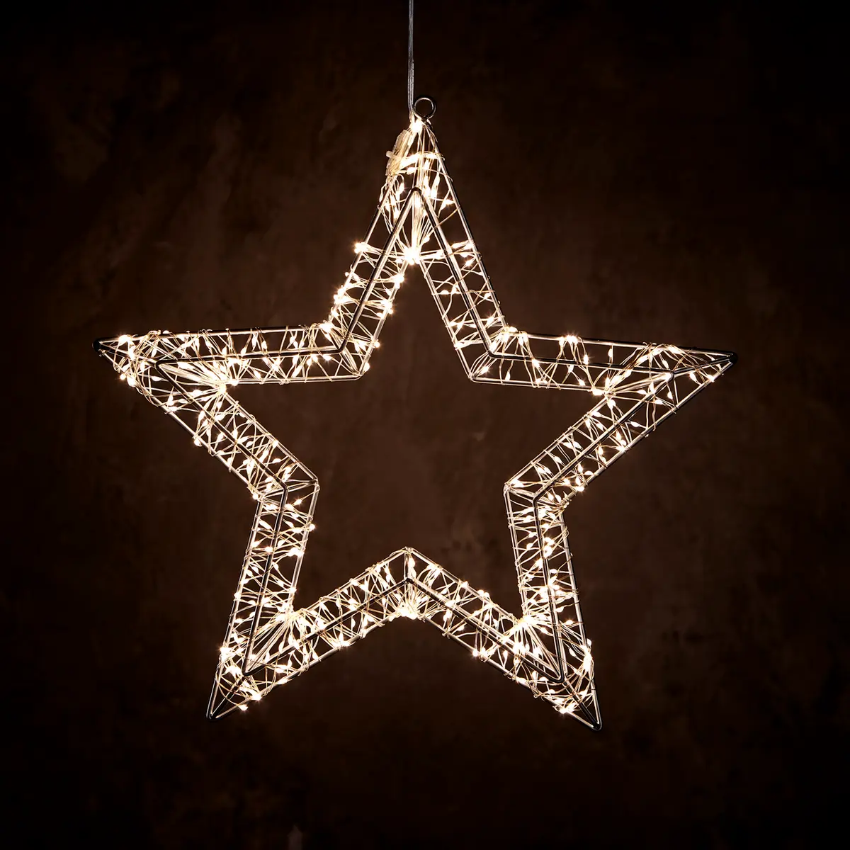 DAY STJERNE 38X3.5X36.5CM M/480 LED METALL