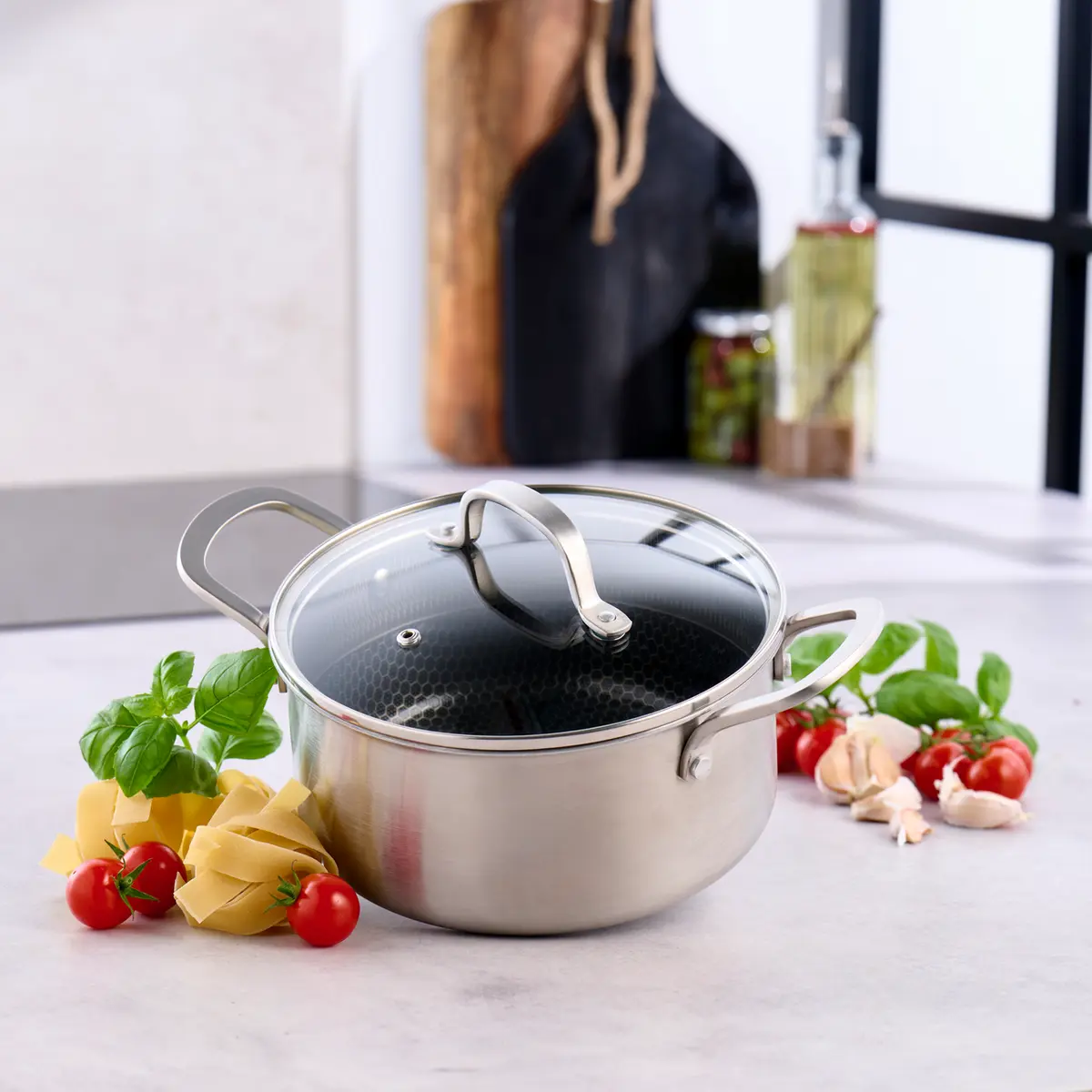 DAY GRYTE KERAMISK 2,7L Ø20CM MED LOKK