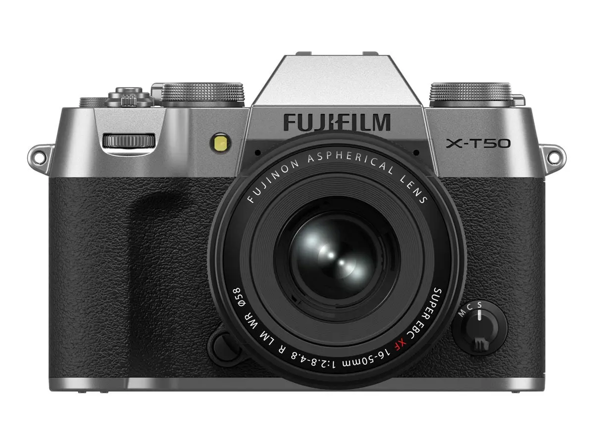 X-T50 Black + XF 16-50mm f/2,8-4,8 R LM WR
