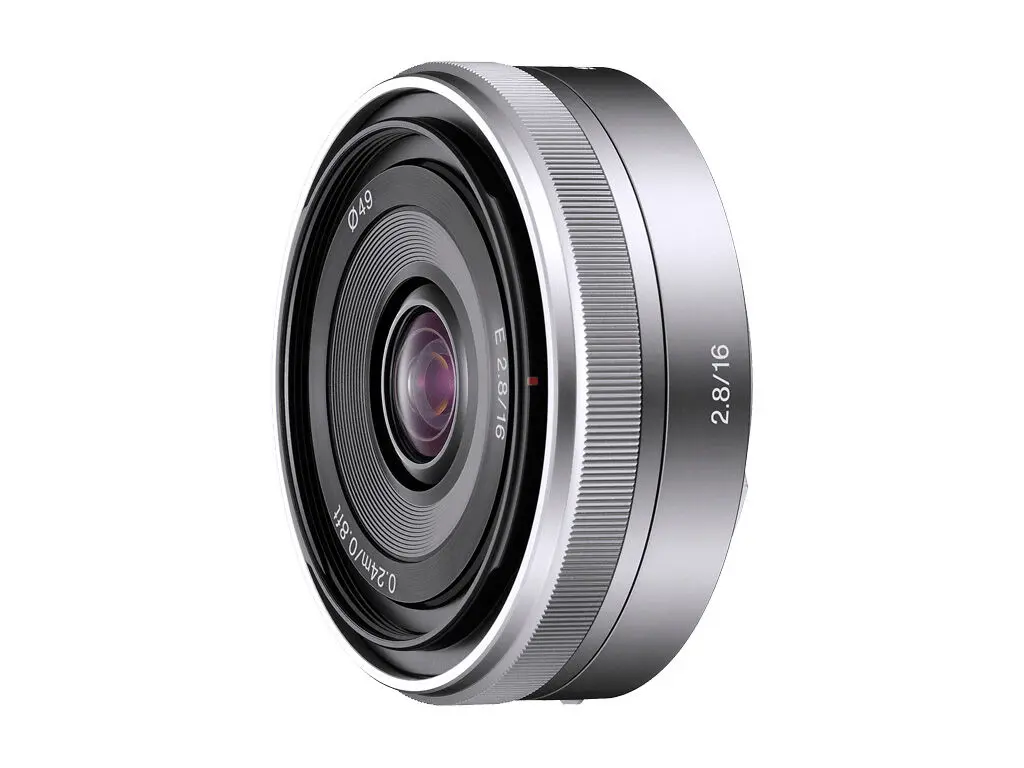E 16mm f/2.8