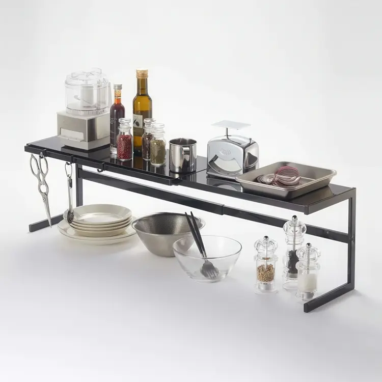 Uttrekkbar hylle i metall, 54-92 cm, Yamazaki