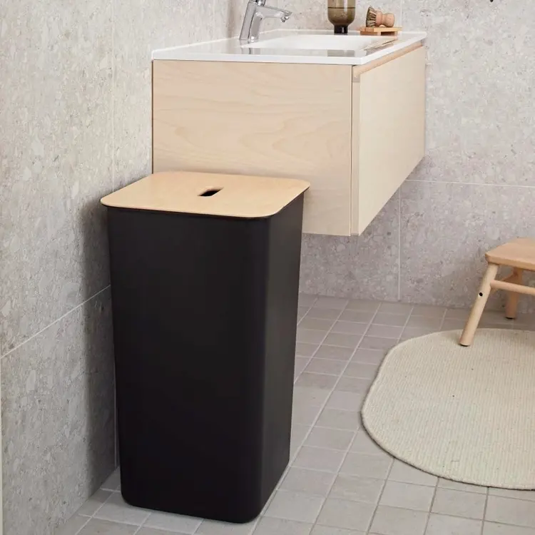 Vaskekurv med trelokk 53L, SmartStore