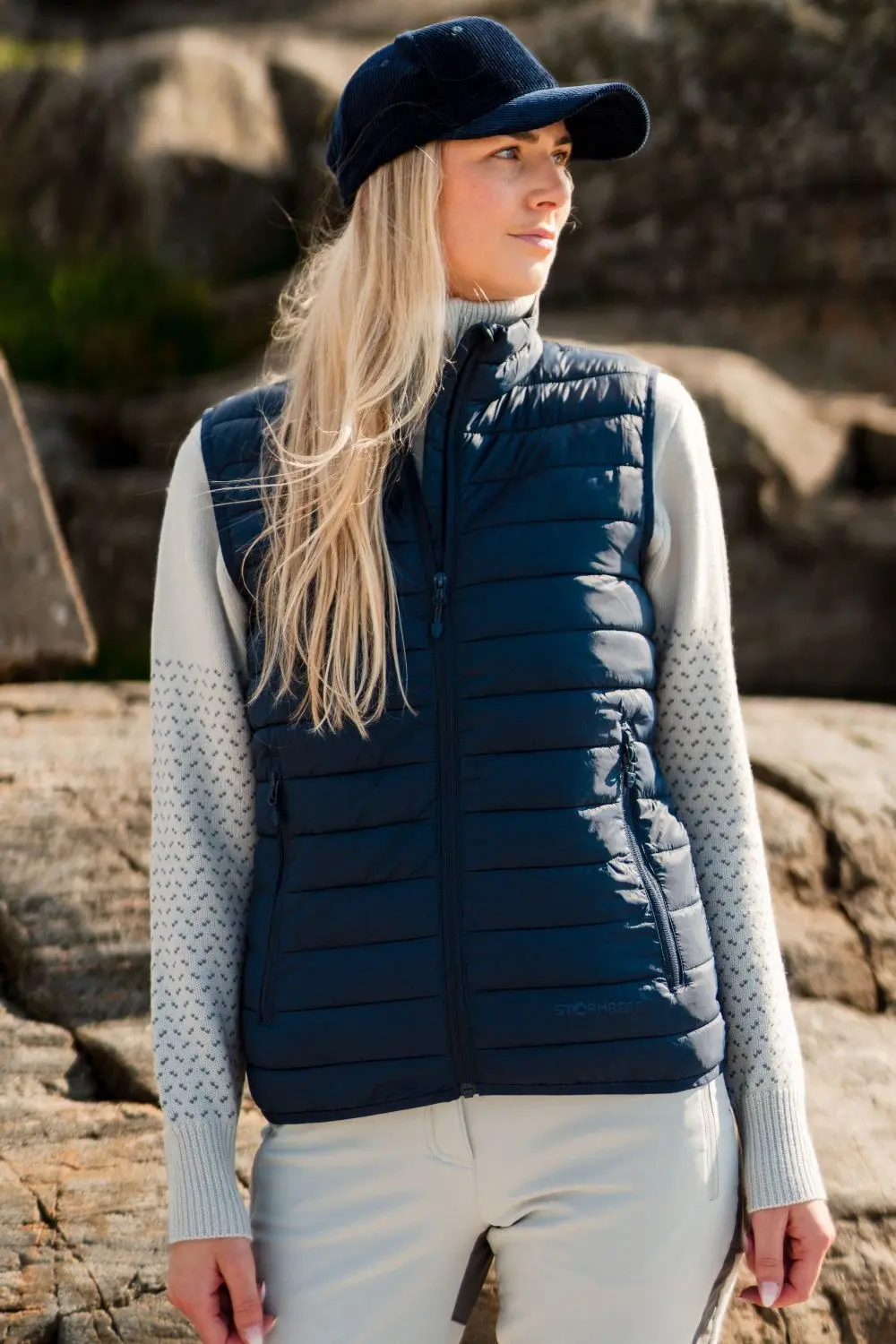 Folgelia vest