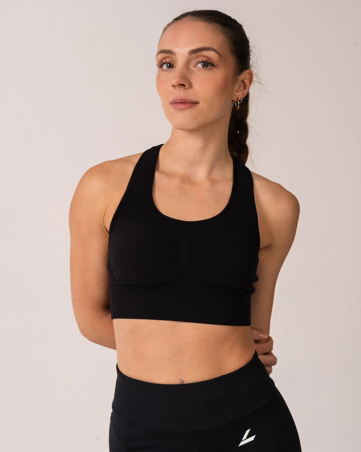LEVITY Silhouette Seamless Bra Black