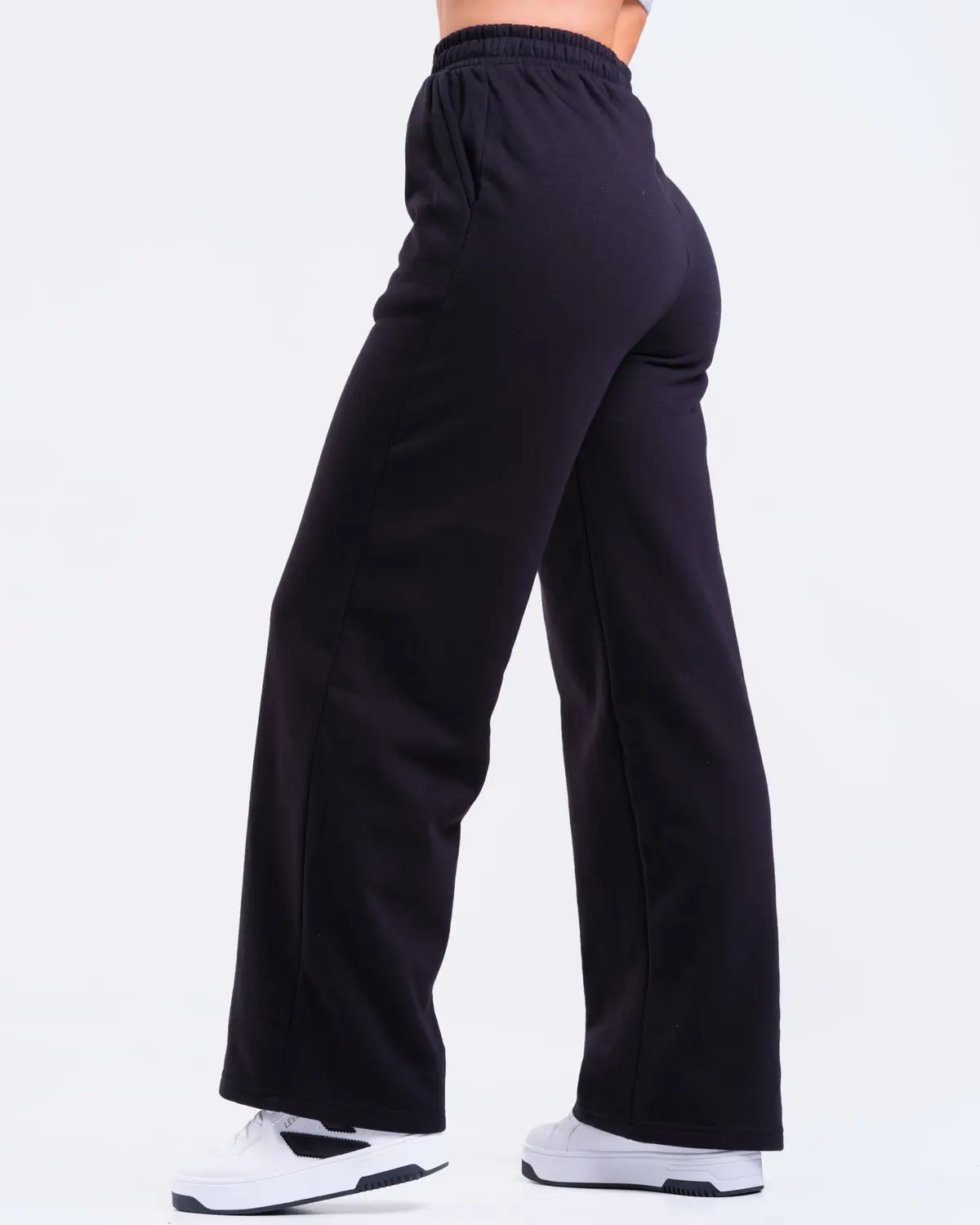 LEVITY Movement Relaxed Soft Pants Black