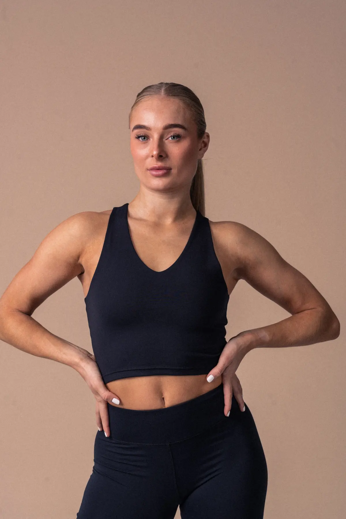LEVITY Second-Skin Crop Top Black