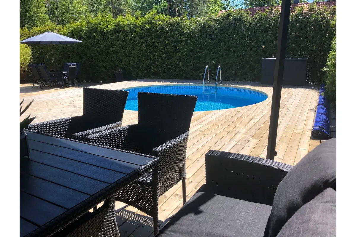 Pool over bakken Planet Pool Planet Pool stålveggbasseng Premium rund 5,0x1,5 m nedgravd L:Pe Grå