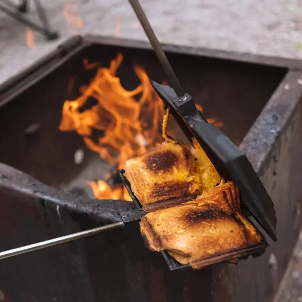 Toastjern støpejern